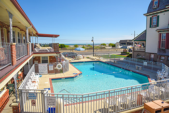 The swimming pool at the Stockton Inns